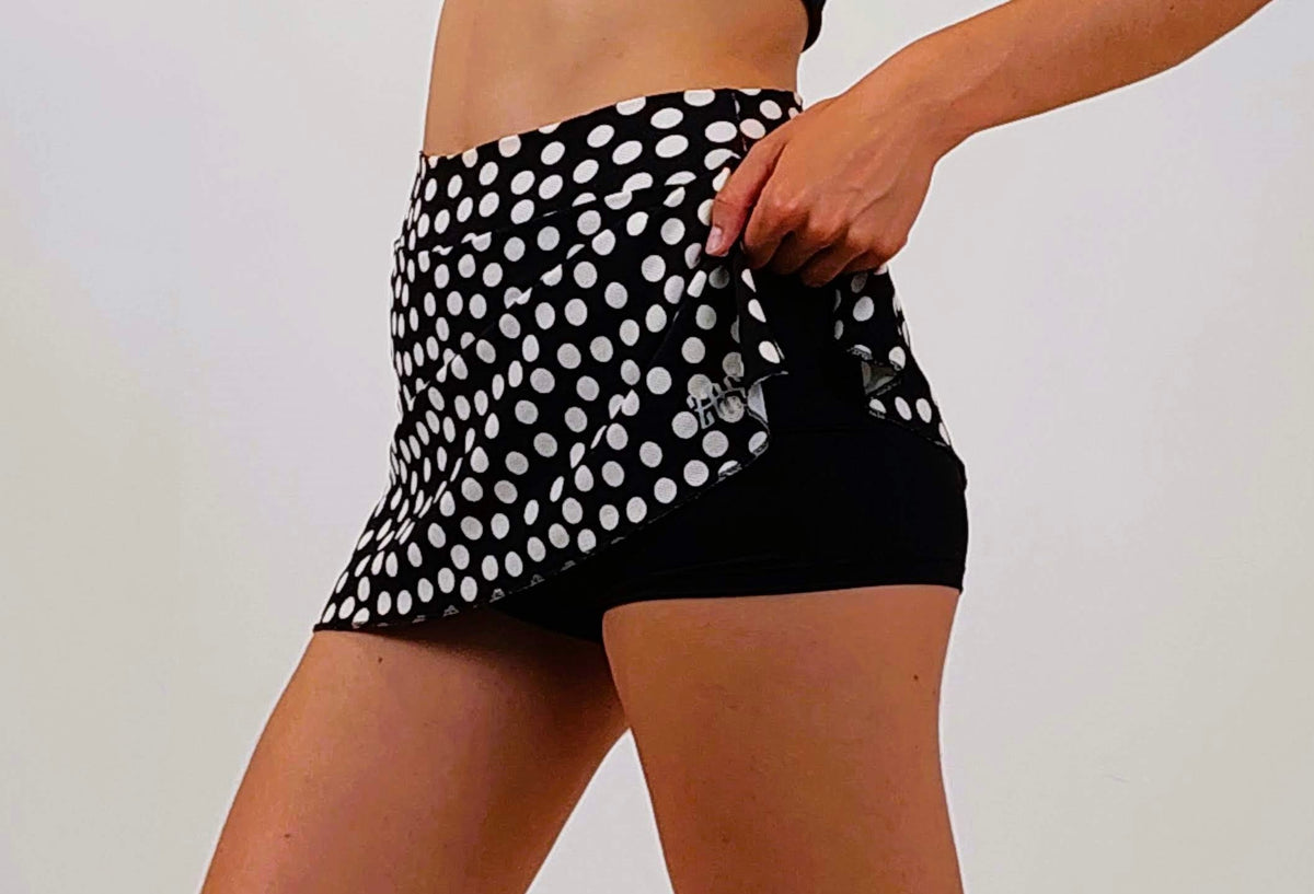 Falda de pádel Prime ZAS – Negra con lunares blancos