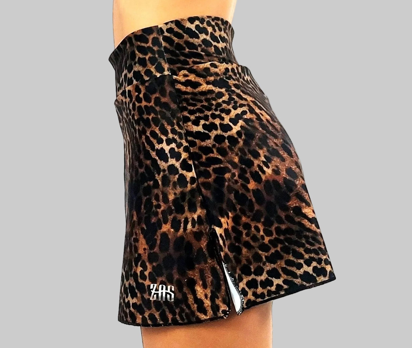 Falda de mujer para pádel zas leopardo