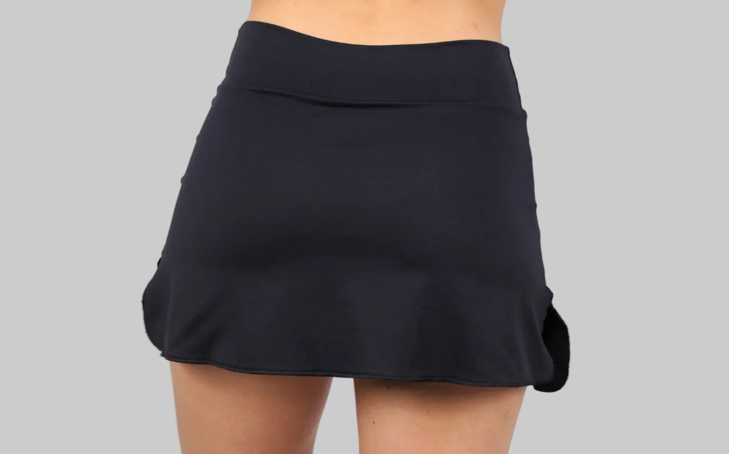 Falda de pádel para mujer color negro tejido técnico 